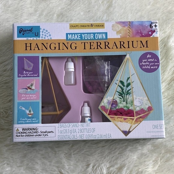 Make Your Own Hanging Terrarium - Picture 1 of 6